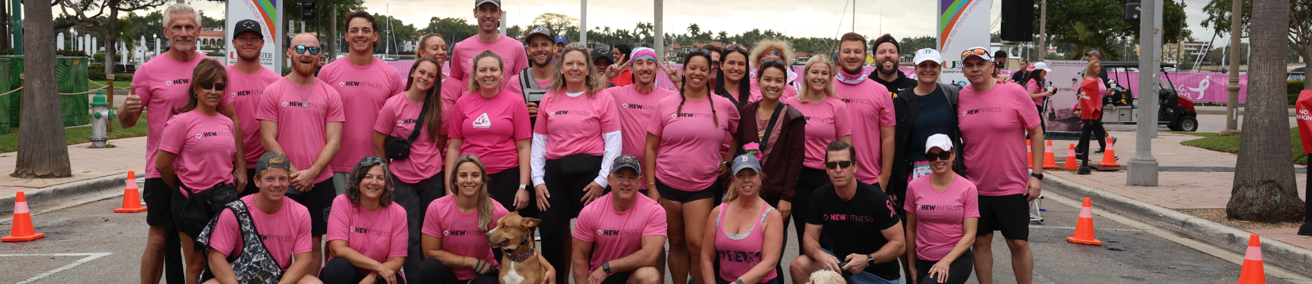 Large group of team members posing at a Komen event