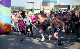 Susan G Komen 2026 Race for the Cure Runners starting off