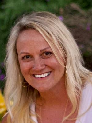 Kelly Brenna Luckey